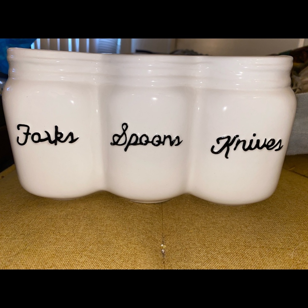 NWT Utensil Holder knives spoons forks